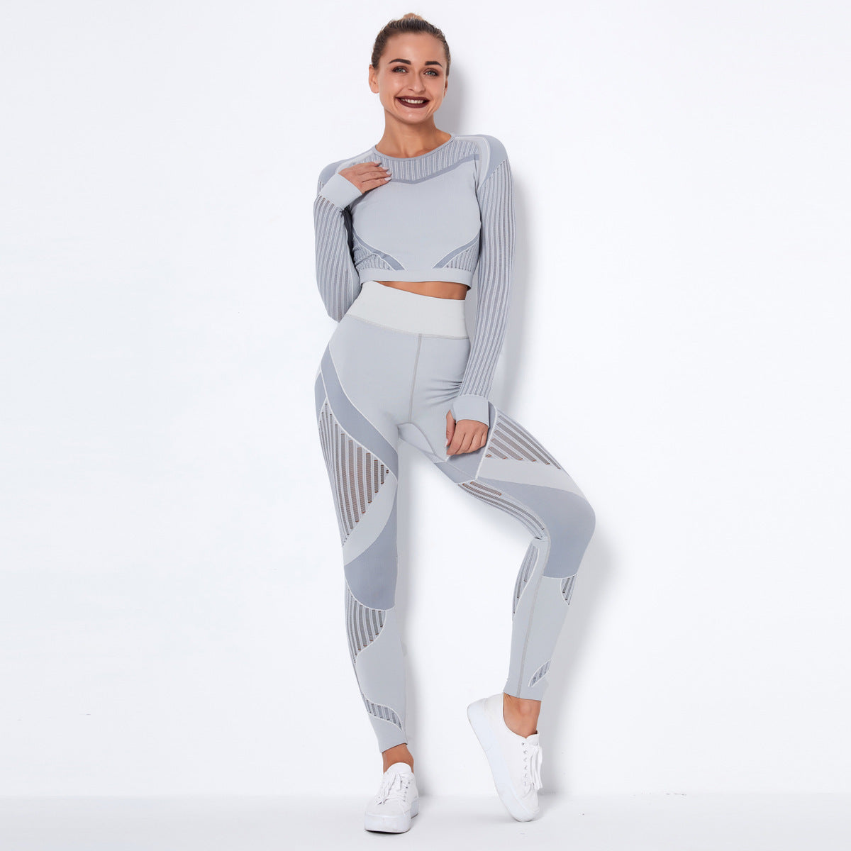 StripeFlex Knitted Yoga Suit – Moisture-Wicking Performance Set for Women