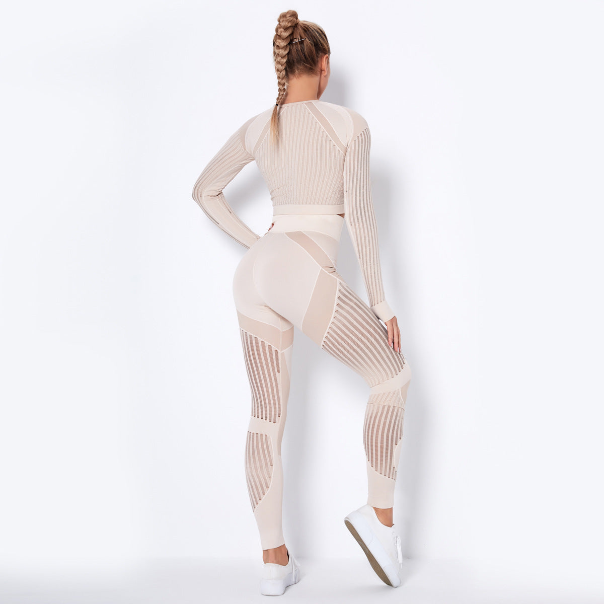 StripeFlex Knitted Yoga Suit – Moisture-Wicking Performance Set for Women