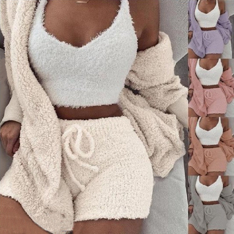SereneEssentials™ Velvet Pajama Set – 3pc Crop Top & Drawstring Shorts