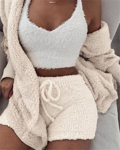 SereneEssentials™ Velvet Pajama Set – 3pc Crop Top & Drawstring Shorts