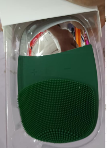 Mini Electric Silicone Facial Cleansing Brush – Skin Massager & Deep Clean Tool