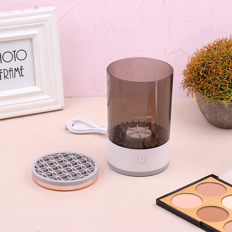 USB-Powered Makeup Brush Cleaner – Portable Electric Spinner for Eye Shadow, Blush & Cosmetic Brushes