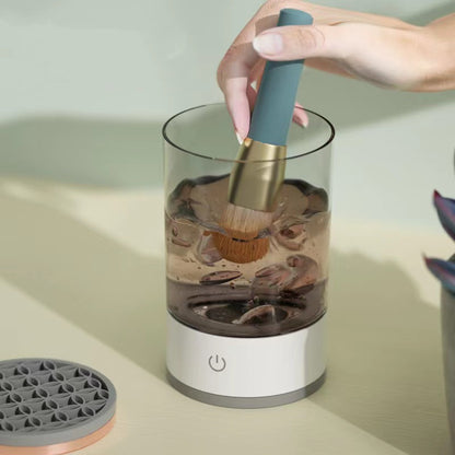 USB-Powered Makeup Brush Cleaner – Portable Electric Spinner for Eye Shadow, Blush & Cosmetic Brushes