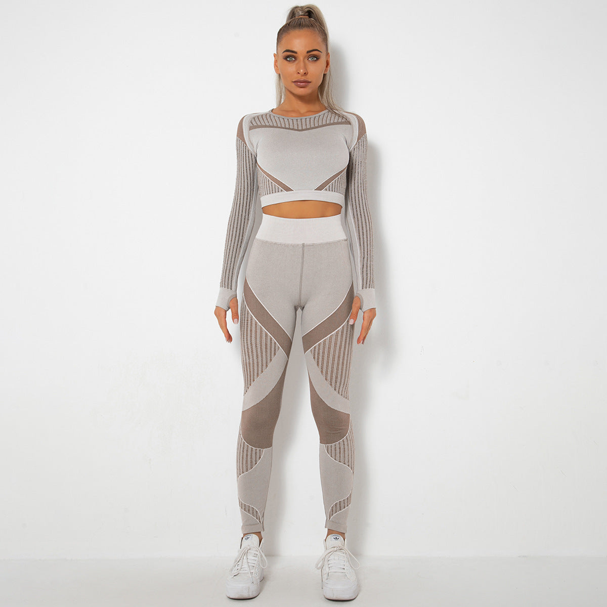StripeFlex Knitted Yoga Suit – Moisture-Wicking Performance Set for Women